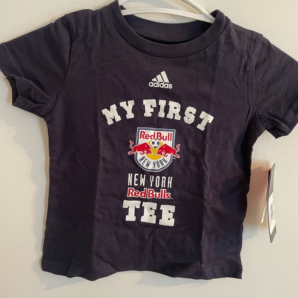 Adidas infant  Black Tee with Red Bull New York Design navy blue